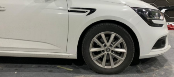 Üniversal Piano Black Çamurluk Venti Izgarası Sağ Sol 2 Adet ürün görseli 1