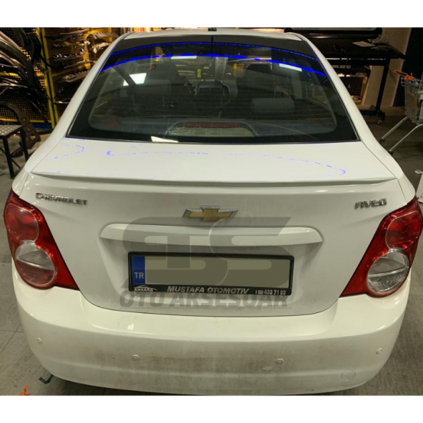 Chevrolet Aveo Bagaj Üstü Slim Spoiler Piano Black Parlak Beyaz ürün görseli 1