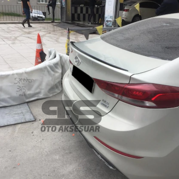 Sts Oto Aksesuar Hyundai Elantra 2012-2017 Bagaj Üstü Spoiler Bagaj Çıtası Piano Black ürün görseli 1