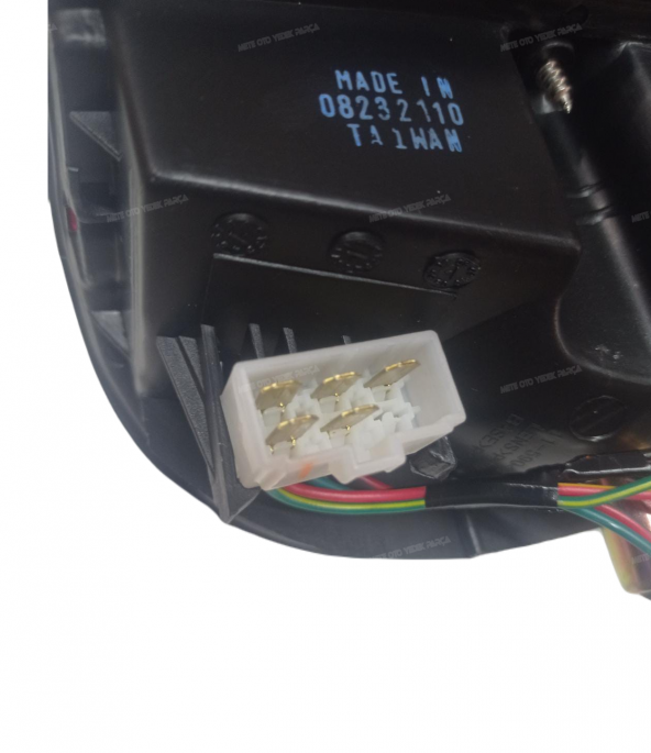 Ford Ranger Arka Stop Lambası Sol Üç Renk 1998-2002 - Resim 2
