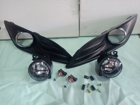 Ford Fiesta Sis Far Çerçevesi ve Sis Kiti Ampullü Sağ Sol 2013-2018 ürün görseli 1