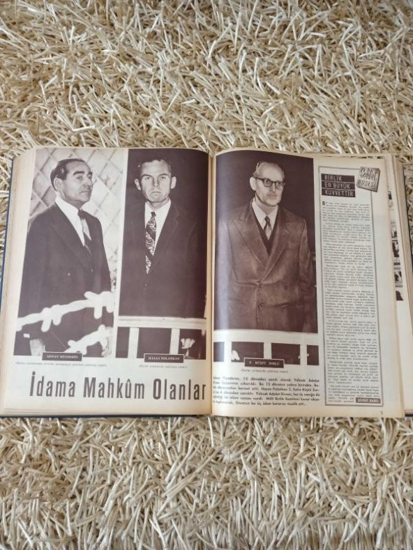 HAYAT HAFTALIK MECMUA 1961   /    Sayı: 27 ( 29 HAZİRAN  1961 ) SAYI:52     ( 21  ARALIK  1961  )   SIRALI  27   Mecmua  * TÜM EKLERİ İÇLERİNDEDİR. ürün görseli 1