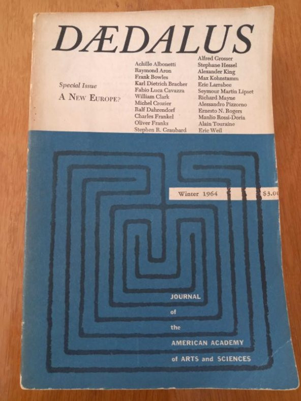 DAEDALUS   journal of the american academy of arts and sciences  /  Special Issue  A NEW EUROPE ? ürün görseli 1
