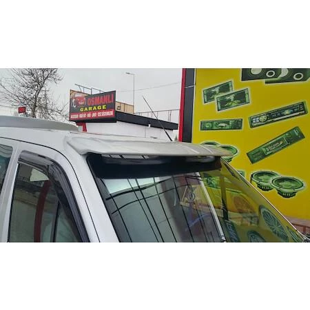 FORD CONNECT 2003-2013 BEYAZ ÖN ŞAPKA ürün görseli 1