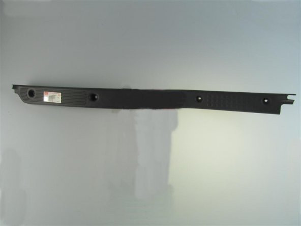 Isuzu NPR 75 Kapı Eşik Plastiği Sol İç NLR NNR ORJİNAL 2011-2021 ürün görseli 1