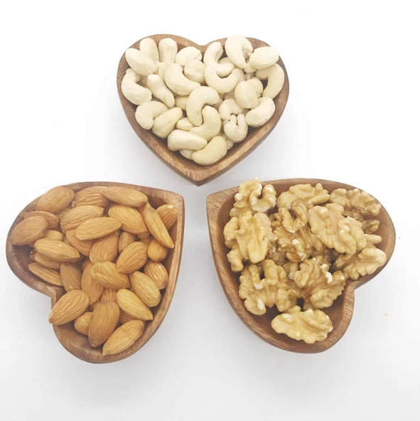 3'lü Karışık Kuruyemiş ( Çiğ Badem + Ceviz İçi + Çiğ Kaju ) 2250 Gram ürün görseli 1