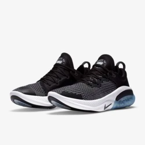 Nike Joyride Run Flyknit siyah beyaz ürün görseli 1