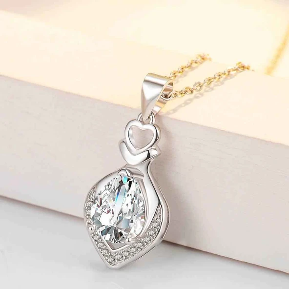 Modasteps 925 ayar gümüş kristal zirkon kalp kolye ürün görseli 1