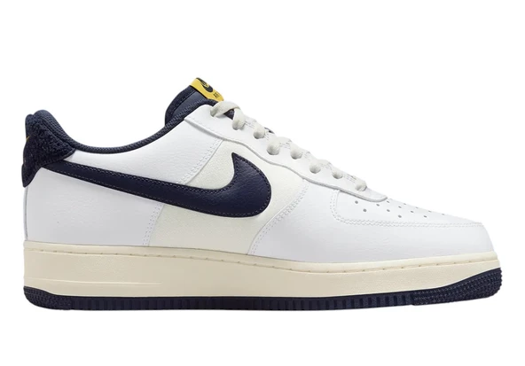 Nike Air Force 1 07 LV8 Is Inspired by Varsity Jackets Sneaker Spor Ayakkabı D05220-141 ürün görseli 1
