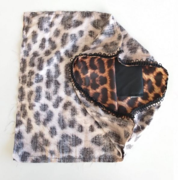 Angel Çanta Aksesuar Fermuarsız 38X38 Cm Dikilmiş Astar Leopar ürün görseli 1