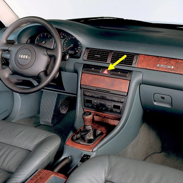 Audi A6 1999-2001 Kırmızı Üçgen Dörtlü Flaşör Düğmesi 4B0941509K ürün görseli 1