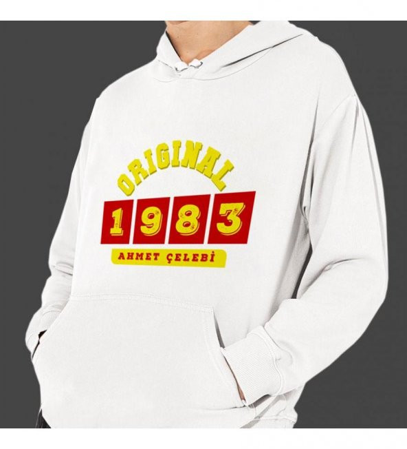 Kişiye Özel Sarı Kırmızı İsim Tarih Baskılı Kapşonlu Beyaz Unisex Sweatshirt HK2370 ürün görseli 1