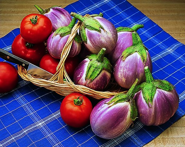 10+Italyan Rosa Bianca Alacalı Patlıcan Tohumu ürün görseli 1