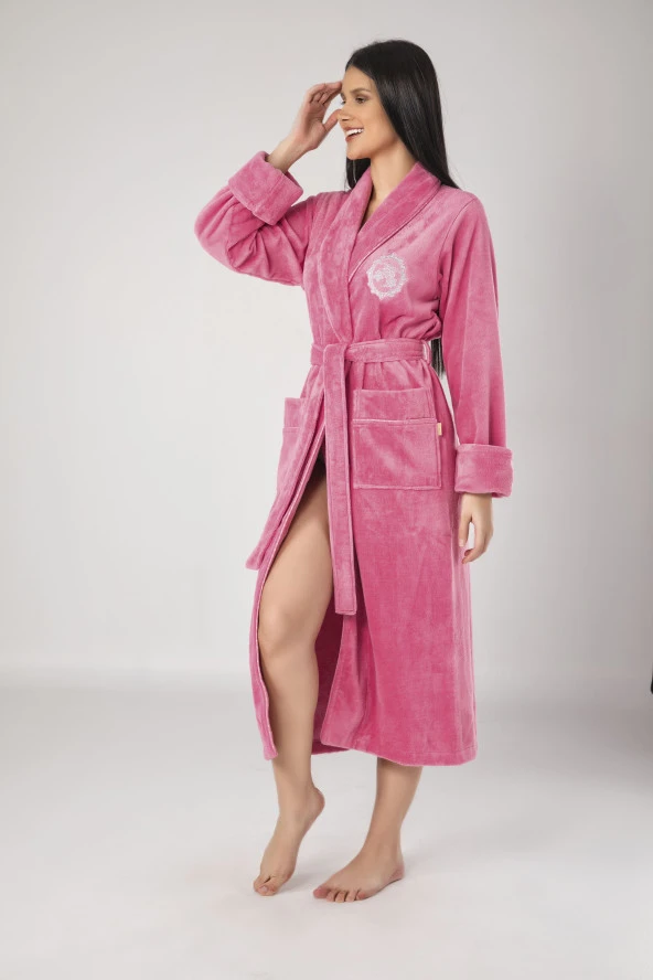 Pembe Nakışlı Bambu Cotton Bayan Bornozu ürün görseli 1