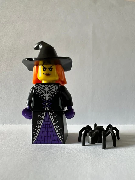 Orjinal Lego Minifigür Witch with Black Spider ürün görseli 1