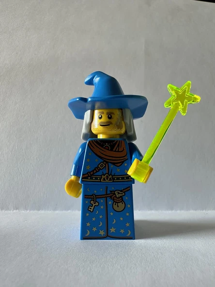 Orjinal Lego Minifigür Wizard with Baton ürün görseli 1