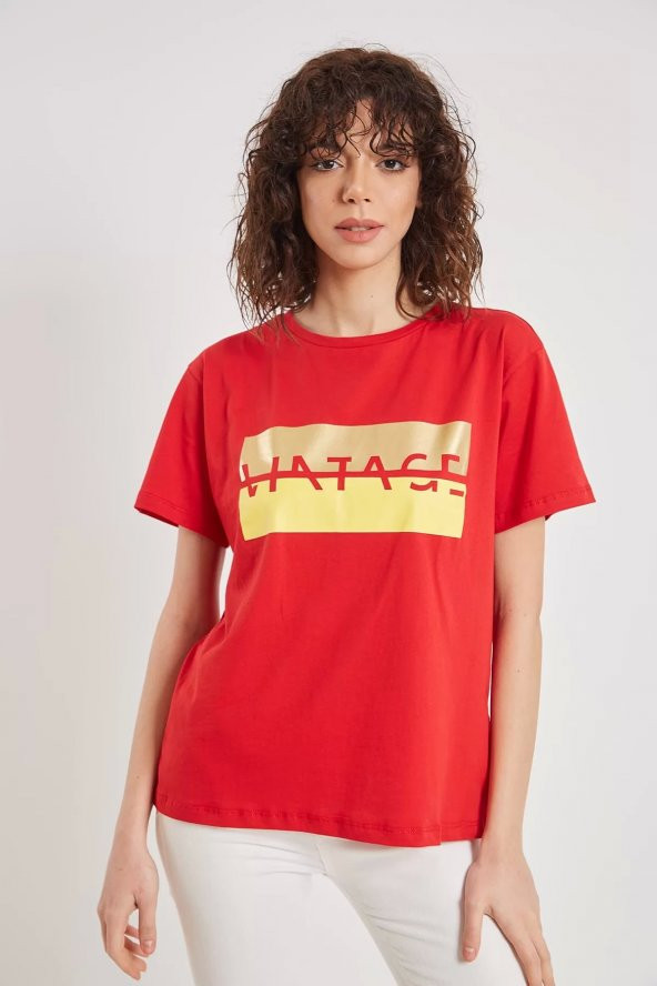 Kadın  Kırmızı Baskılı T-shirt ürün görseli 1