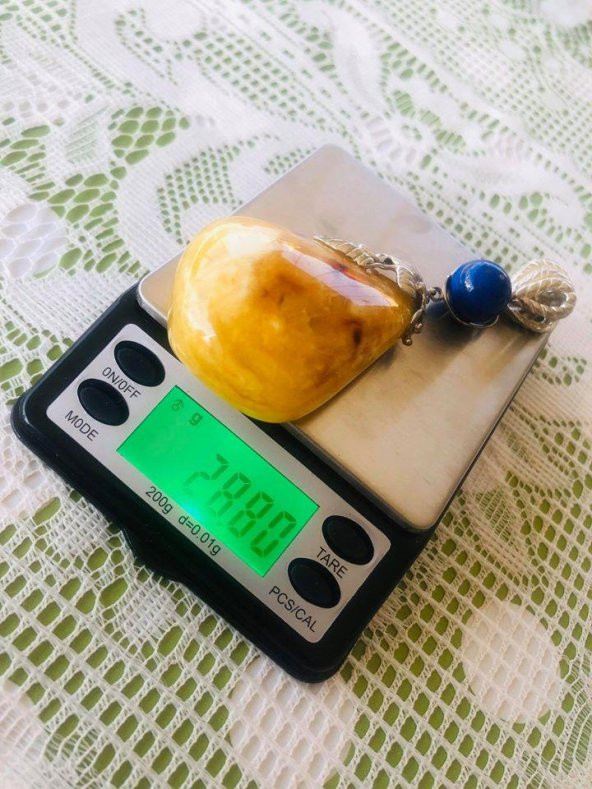 DOĞAL KAYA DAMLA KEHRİBAR LAPİS LAZULİ TAŞLI KOLYE UCU 28,8 Gram ürün görseli 1