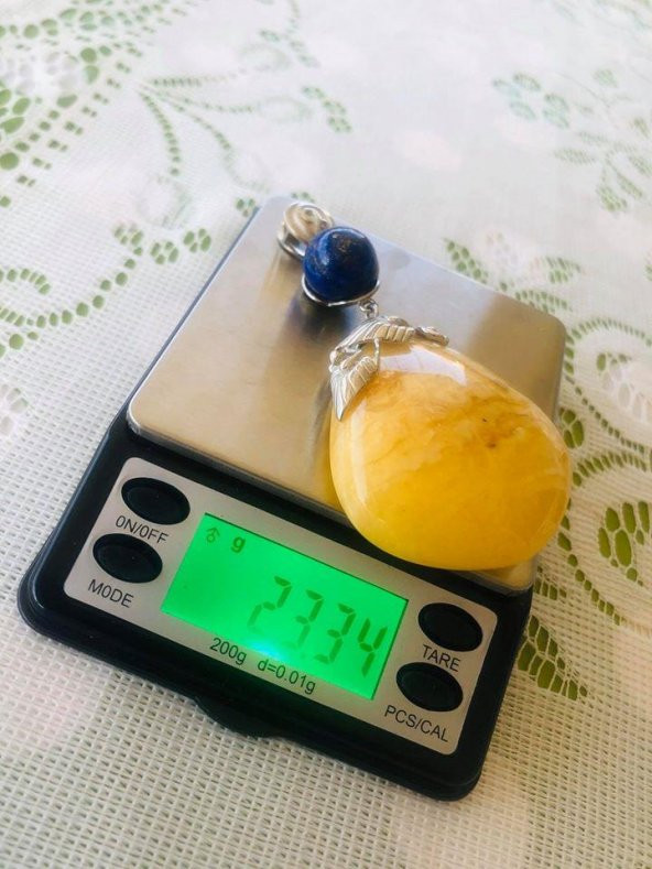 DOĞAL KAYA DAMLA KEHRİBAR LAPİS LAZULİ TAŞLI KOLYE UCU 23,34 Gram ürün görseli 1