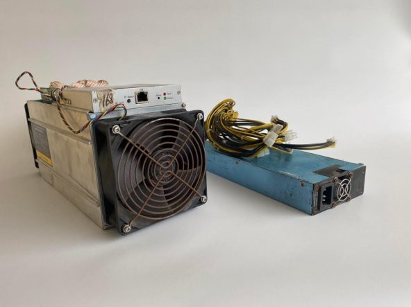 Antminer S9i 13.5T Miner Bitcoin Cihazı 2.El (Psu Dahil) 001 ürün görseli 1