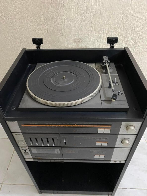 PTTAVM: Philips F1340/60 3 Katlı Pikaplı Müzik Seti 052