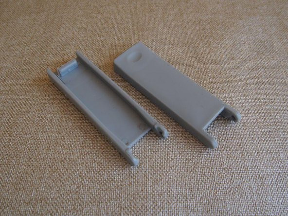 Plastik Dikdörtgen Kapak Kulpu 85x28mm 480 Adet Kapak Tutucu ürün görseli 1