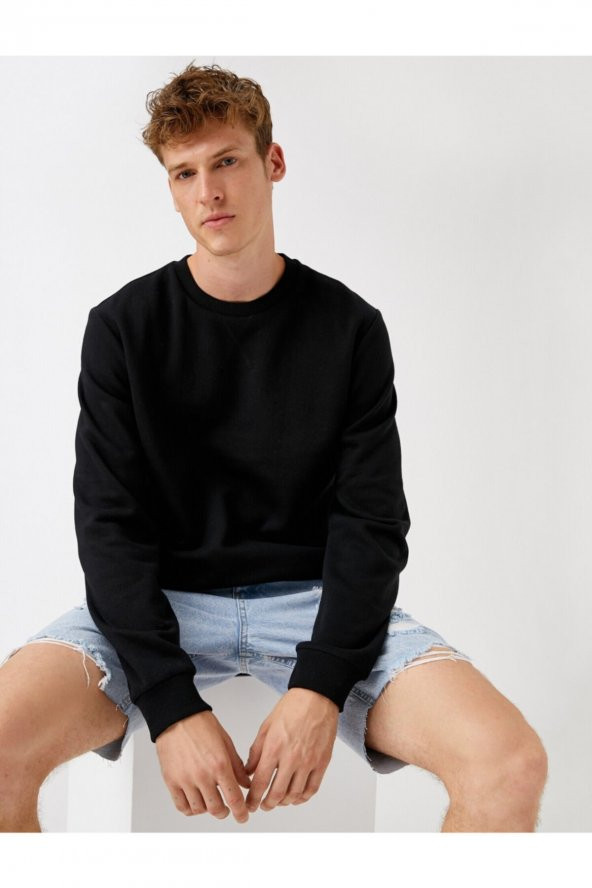 Basic Sweatshirt ürün görseli 1