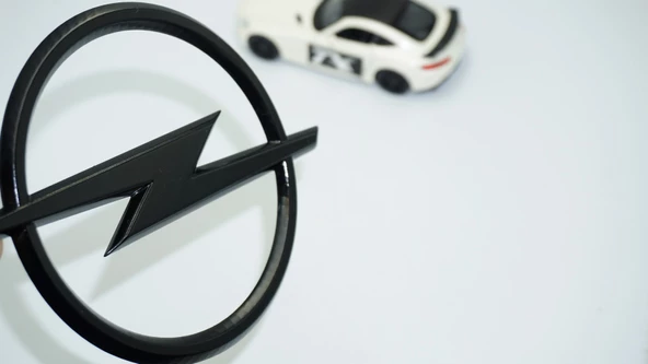 DK Tuning Opel Bagaj Siyah ABS Logo Amblem Arma 98mm ürün görseli 1