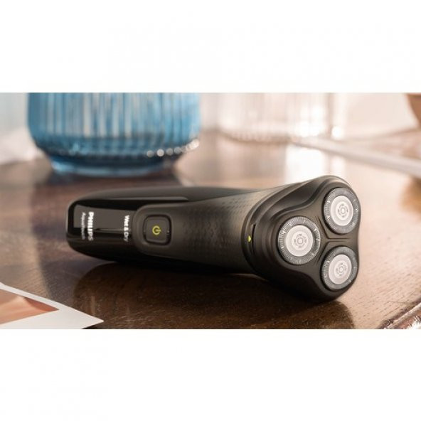 Philips 1200 S1223/41 Aquatouch Islak Kuru Tıraş Makinesi ürün görseli 1