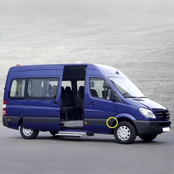 Mercedes Sprinter 2007-2016 Sağ Ön Teker Arkası Plastik A9066904882 ürün görseli 1