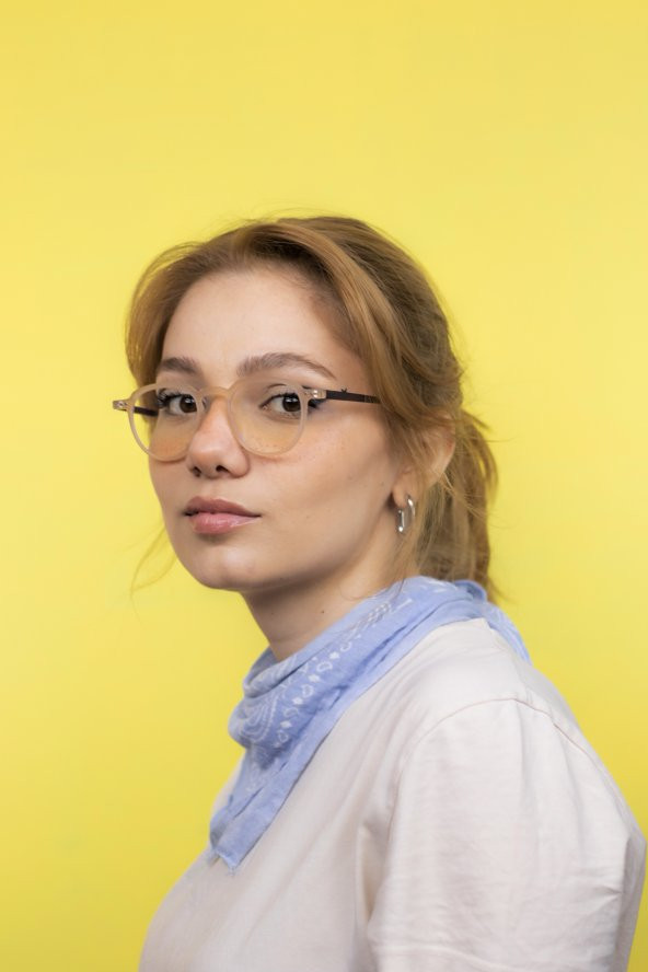 Lucia Ünisex Krem Ekran Gözlüğü ( Siyah Sap ) ürün görseli 1