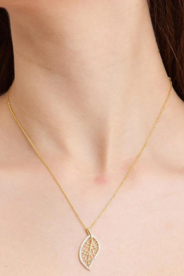 Yaprak Model Gold Renk Gümüş Kadın Kolye ürün görseli 1
