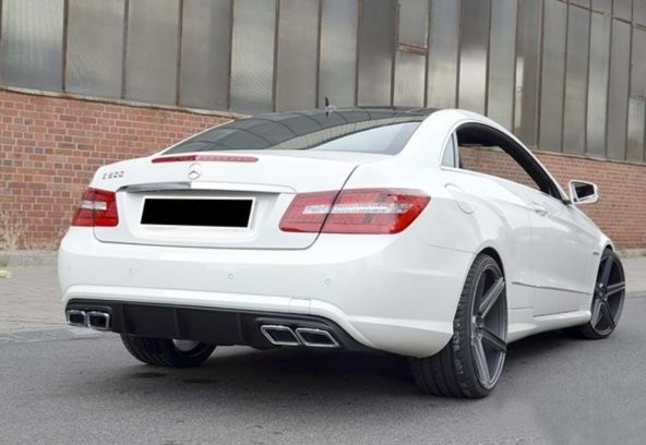 Mercedes E Serisi W207 (Coupe) Kasa Difüzör (Plastik) ürün görseli 1
