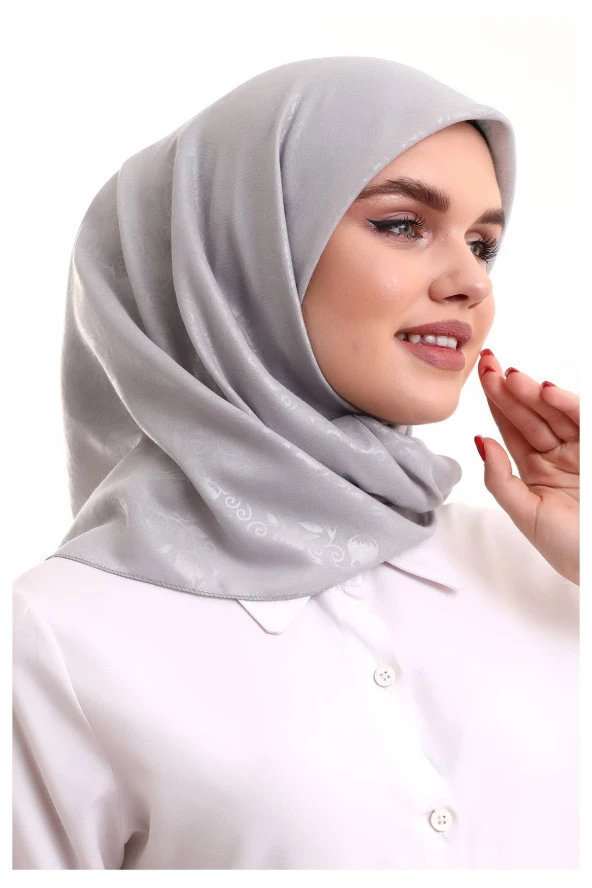 Kofra Desenli Baş Örtü - Gri - Resim 5