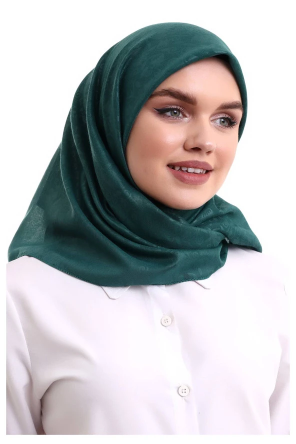 Kofra Desenli Baş Örtü - Yeşil - Resim 4