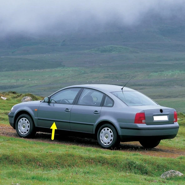 VW Passat B5 1997-2000 Sol Ön Kapı Çıtası Siyah Plastik 3B0853515 ürün görseli 1
