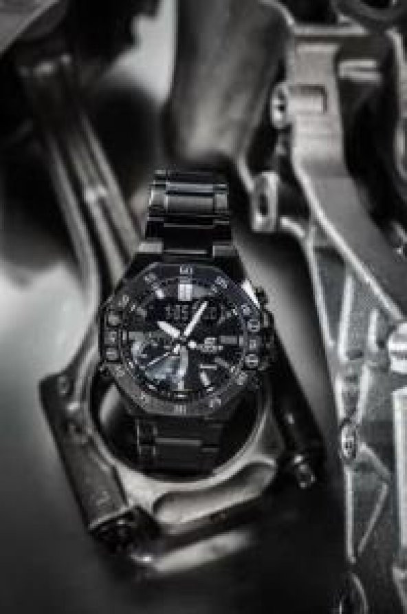 Casio ECB-10DC-1ADF Erkek Kol Saati - Resim 2