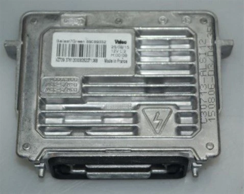 Ford Kuga 2013-19 Xenon Far BeyniValeo,1697303 ürün görseli 1