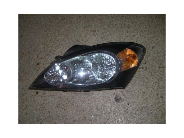 Kia Ceed 07-09 5 Kapı 1,6L Dzl Sol Far İthal,921011h500 ürün görseli 1