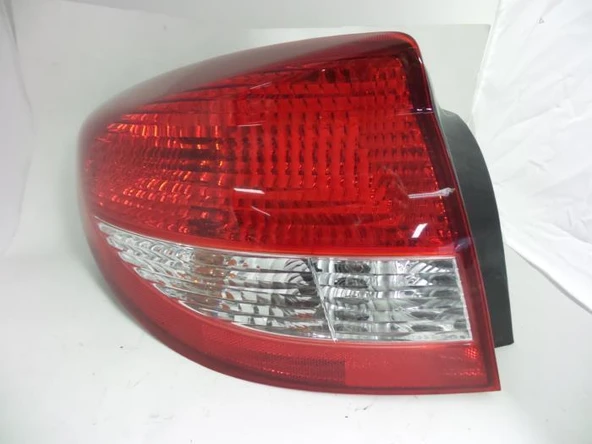 Kia Rio 03-06 4 Kapı 1,5L Bnz Sol Stop Lambası İthal ürün görseli 1