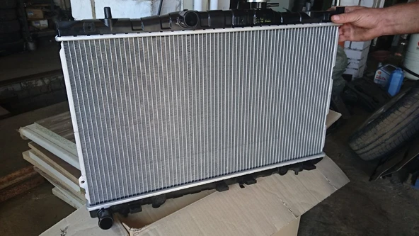 Kia Cerato 06-09 1.6L Bnz. Su Radyatörü İthal ürün görseli 1