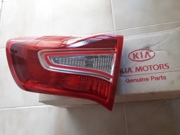 Kia Sportage II-11 2.0L Dzl. Sağ Bagaj Stop Lambası İthal ürün görseli 1