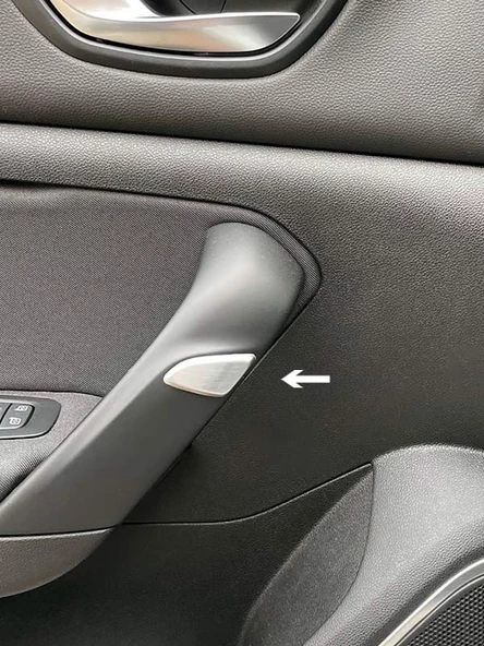 OMSA Renault Megane 4 HB Krom Kapı İçi Tutamak 2 Parça Taşlı 2016-2020 Arası ürün görseli 1