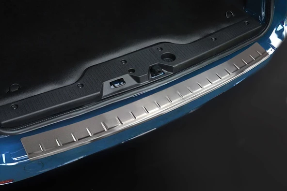 OMSA Renault Express Krom Arka Tampon Eşiği Taşlı 2021 ve Sonrası ürün görseli 1