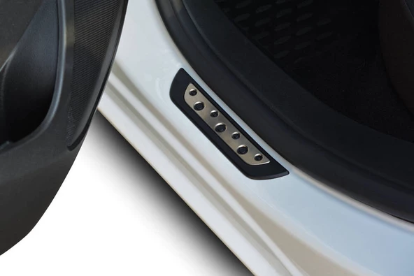 OMSA VW Passat B8 Kapı Eşiği Dotline 4 Parça 2015 ve Sonrası - Resim 4