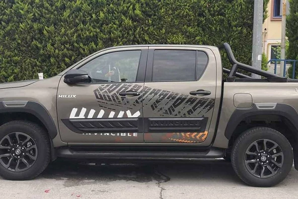 Toyota Hilux Kapı Dodik Set 4 Parça 2020 ve Sonrası ürün görseli 1