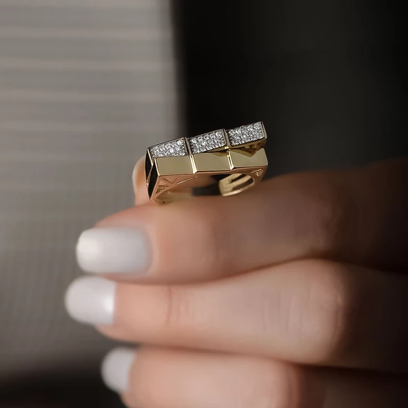 14k Altın Taşlı Geometrik Yüzük ürün görseli 1