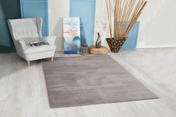 Jassrug Tavşan Tüyü Kürk Halı 120x180 Antrasit ürün görseli 1