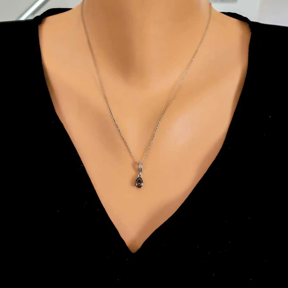 925 Ayar Gümüş Damla Küçük Boy Mistik Topaz Kolye ürün görseli 1
