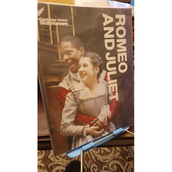 Romeo and Juliet (Cambridge School Shakespeare) ürün görseli 1